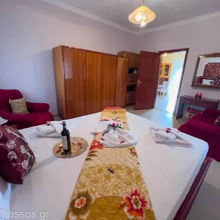 Lampiri Apartment *